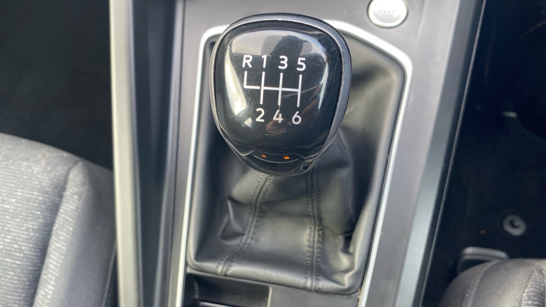 Volkswagen Golf 1.5 TSI 150 Life 5dr Petrol Hatchback